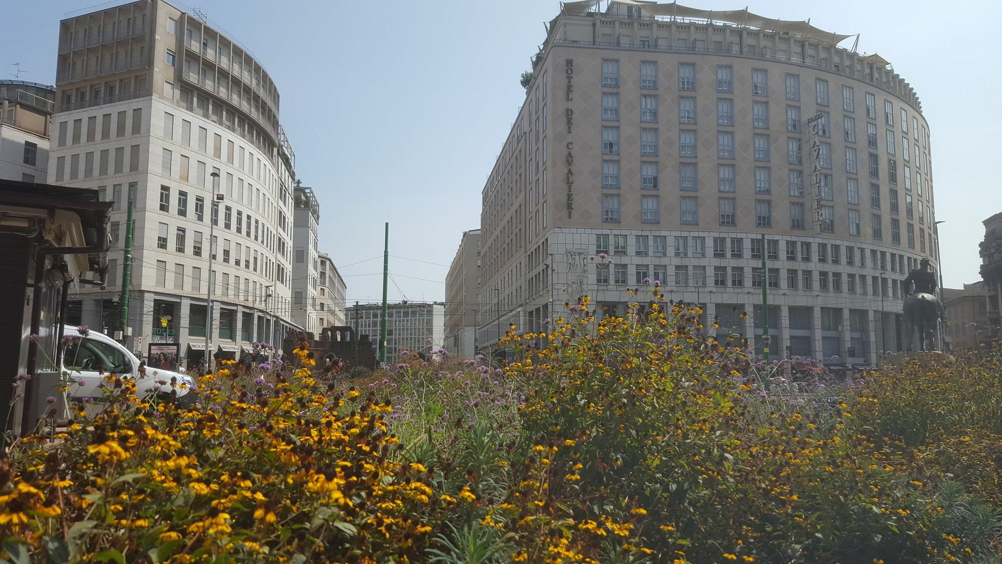 Bnbutler - Duomo Apartment - Galleria Unione ミラノ エクステリア 写真